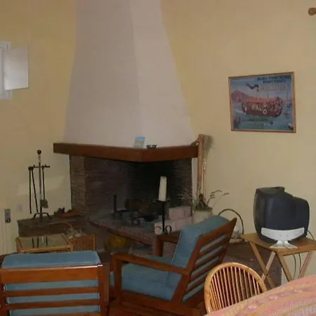 Lou Jas, Maison De Charme, A 1 Km De La Holiday home Cassis